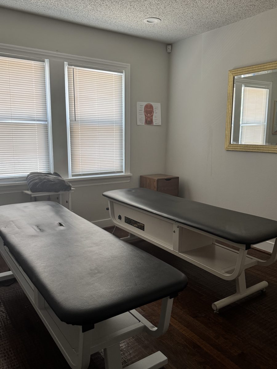 Treatment room at Westside Spine and Injury